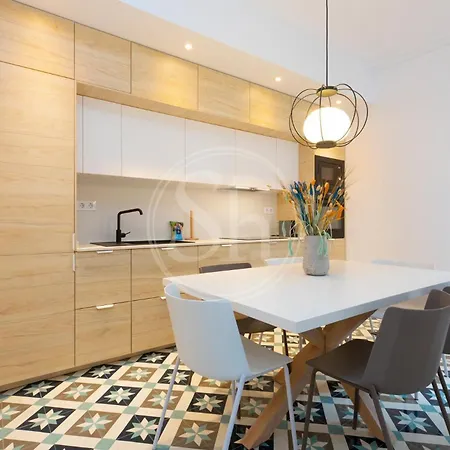 Moderno Familiar En Eixample * Βαρκελώνη